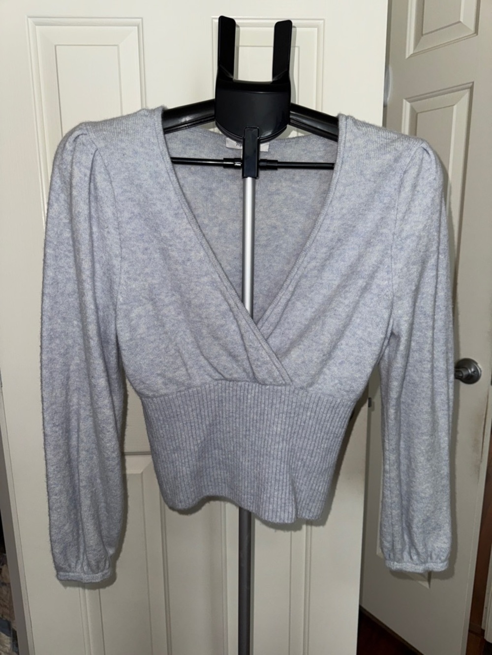 Madewell Light Gray V-Neck Wrap Pullover Sweater